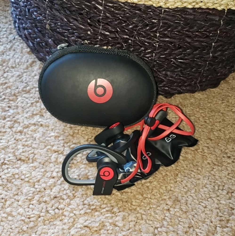 Beats by Dre headsets